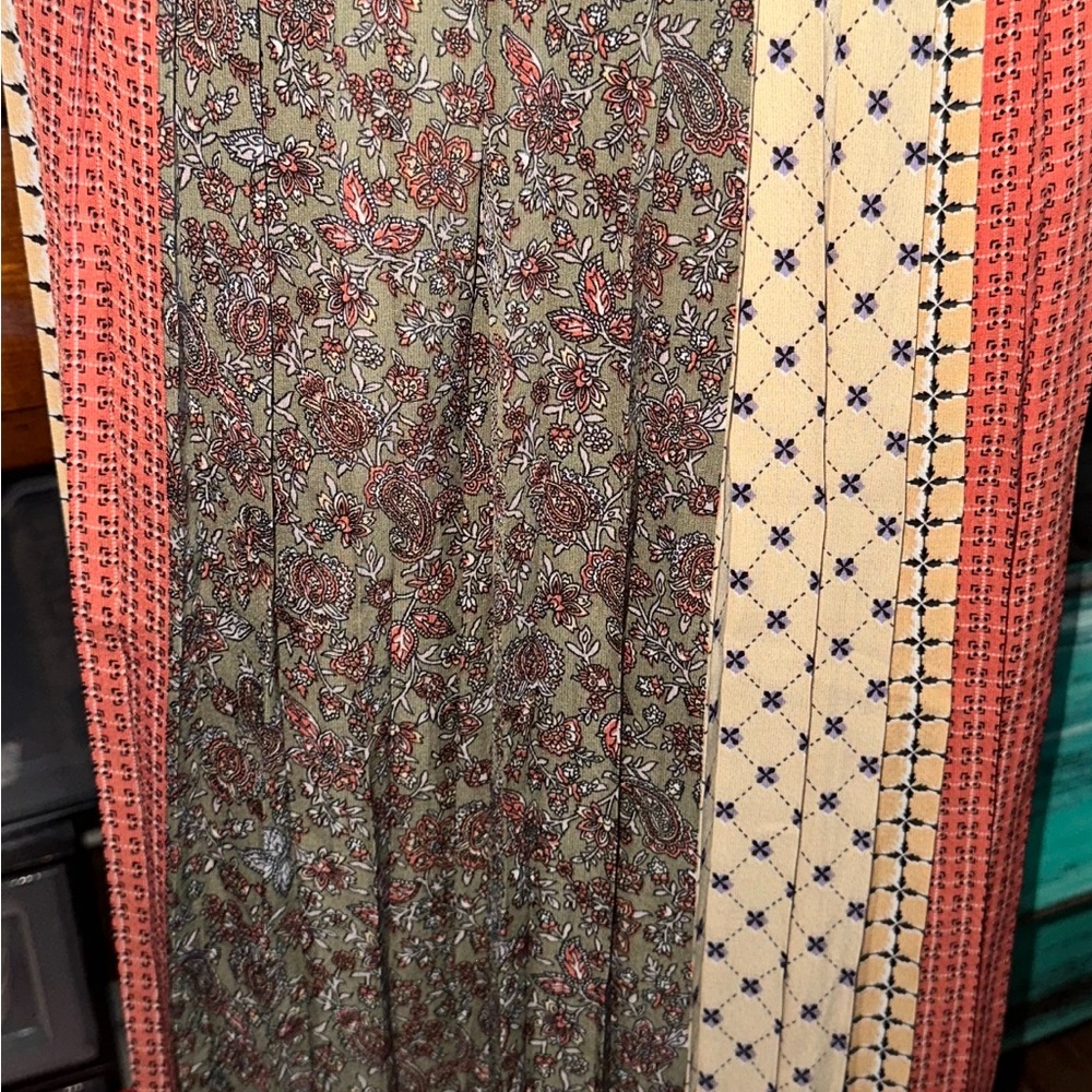 THML Pleated Patterned Skirt In Multi - Picture 3 of 3